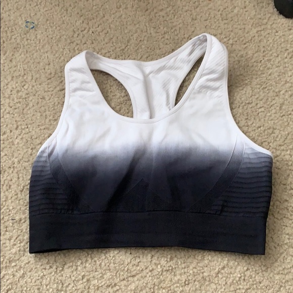 ZYIA Other - Black and white ombré donut performance bra